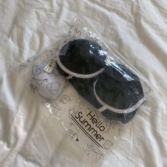 YesStyle Unworn Black and White One Piece Swimsuit - Picture 3 of 3